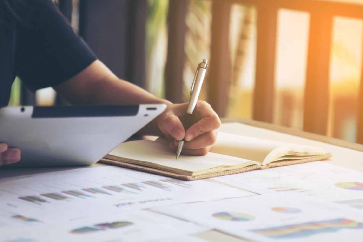 Professionelle Finanzberatung und Strategieentwicklung